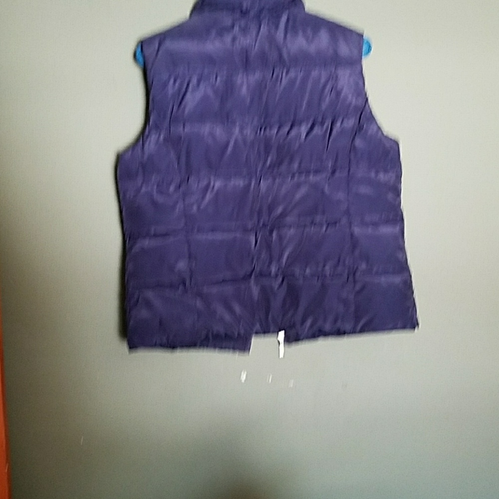 Vest - Picture 2 of 2